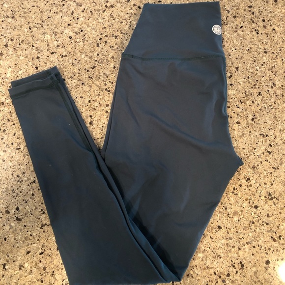 IAB high waisted leggings - Picture 1 of 3